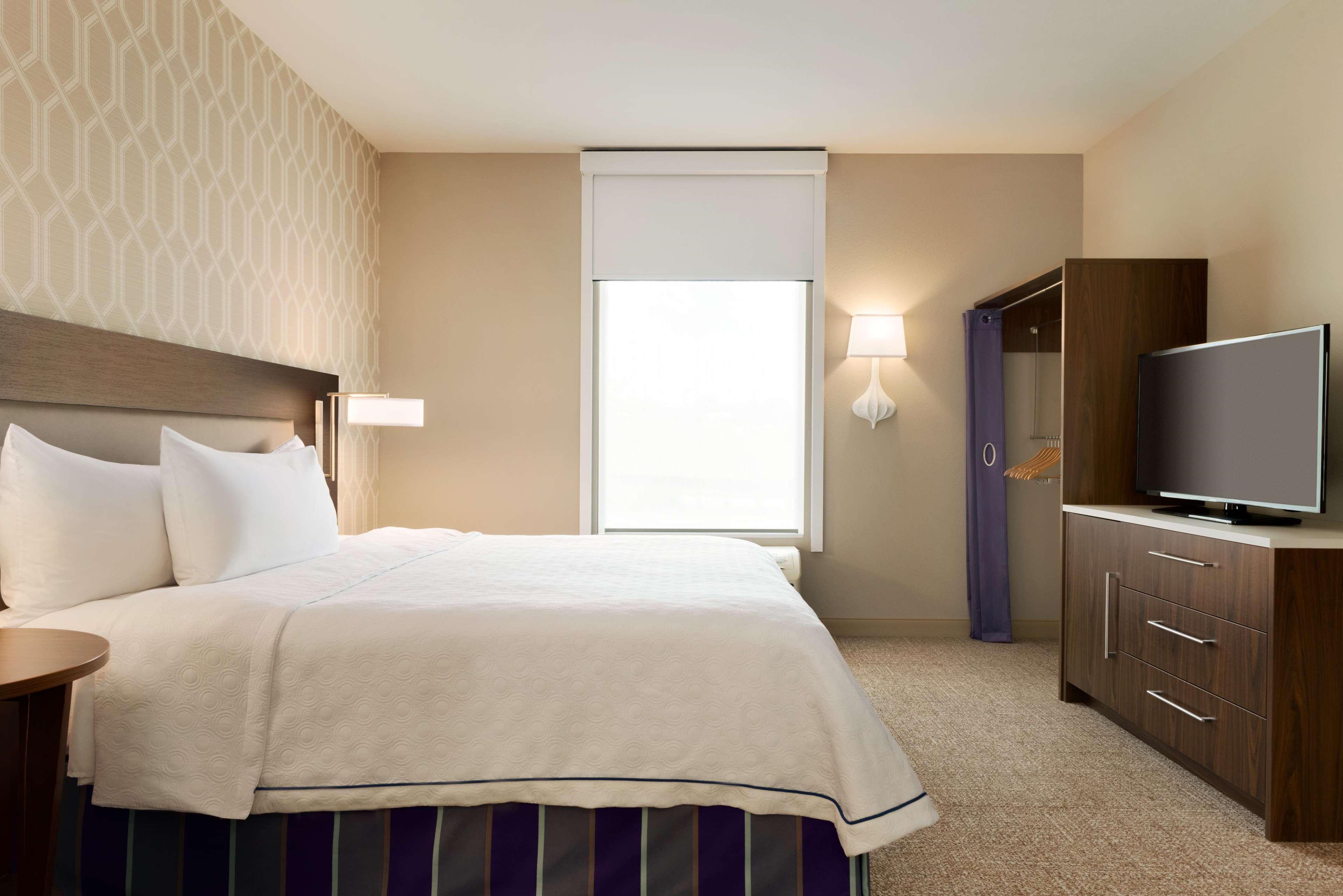 Home2 By Hilton Milwaukee Hotel 3*