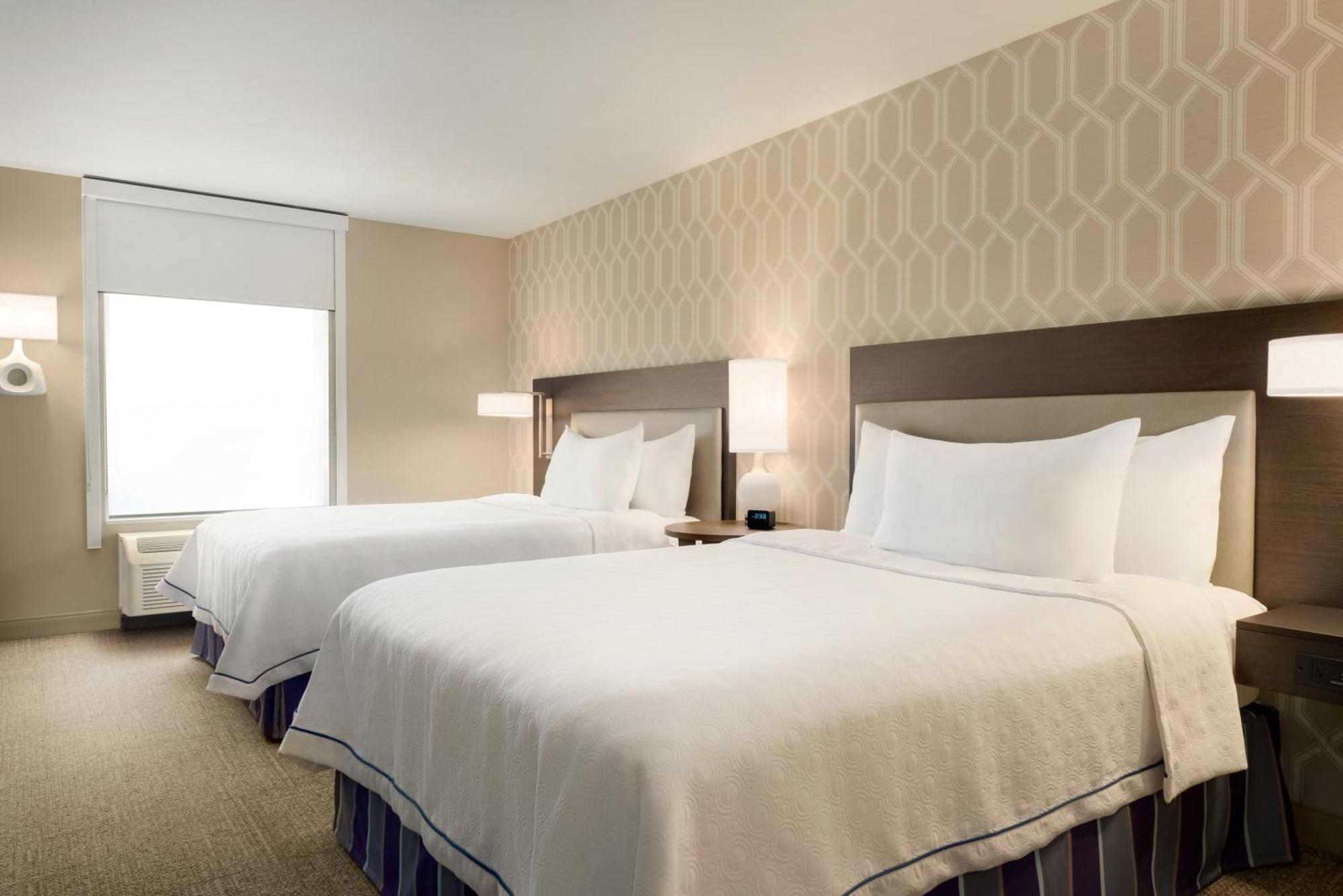 Hotel Home2 By Hilton Milwaukee 3*